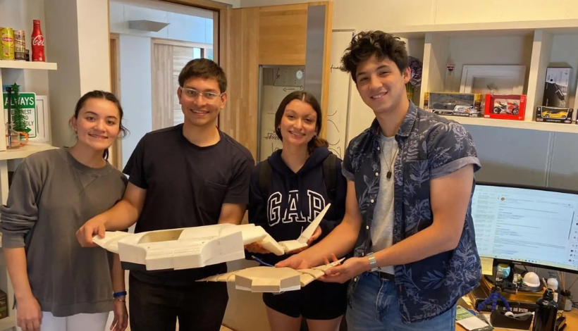 Estudiantes crean "SKIPER", el robot mantarraya para exploración submarina en la Antártica