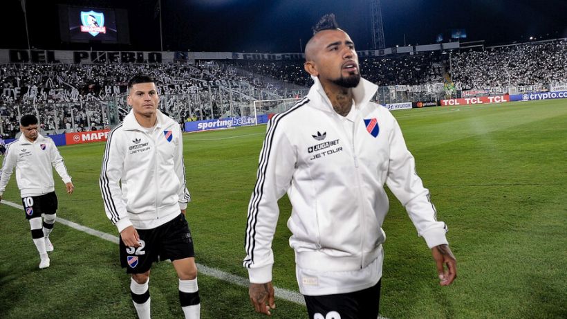 Arturo Vidal arremetió contra el "Bloque Vial" y pidió su salida de Colo Colo