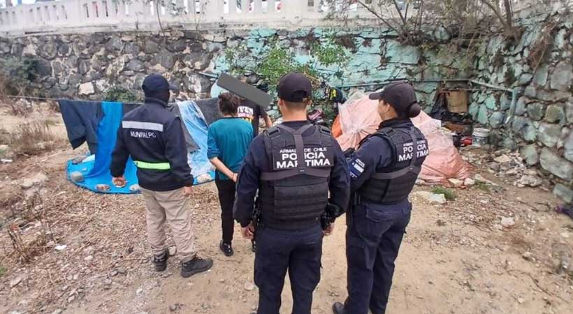 Operativo conjunto permitió despeje de rucos en espacios públicos del borde costero de Valparaíso