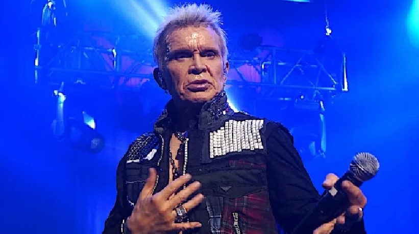 Billy Idol, cantante: "A esta edad puedes mirar atrás y ver las diferentes eras de tu vida. Y puedes cantar sobre ello"