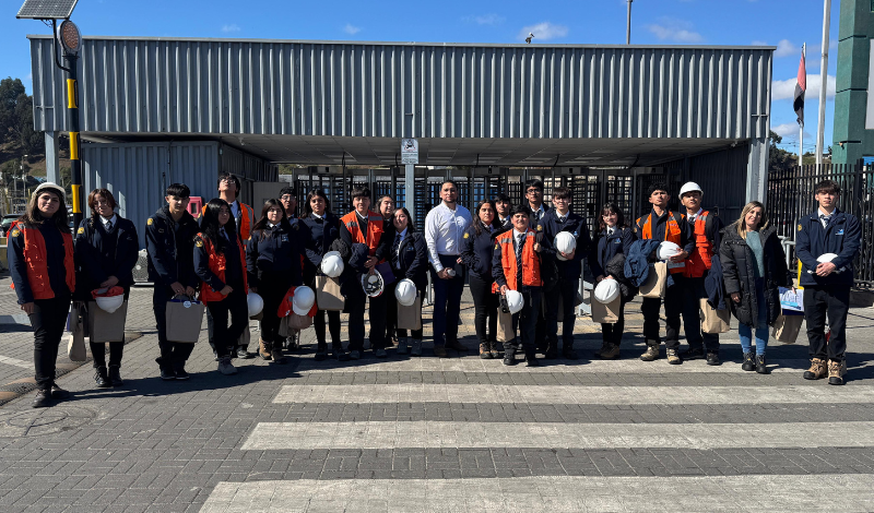 DP World San Antonio inaugura ciclo de charlas sobre operaciones portuarias para estudiantes técnicos