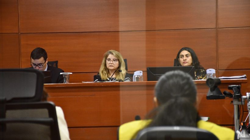 Madre que mató a su hija a golpes y quemaduras recibió presidio perpetuo en Antofagasta