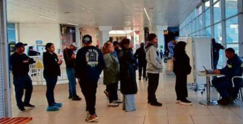 Operativo de vacunación contra la influenza en el mall de San Antonio