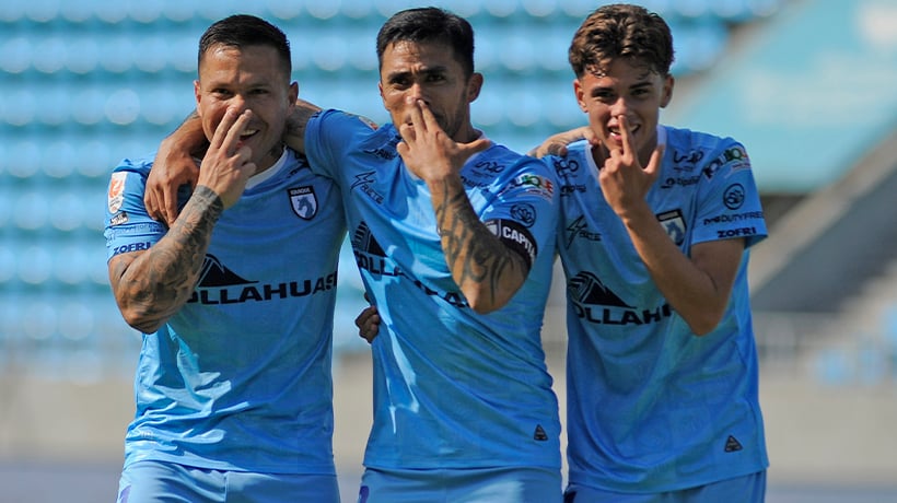 Los "Dragones" vuelven a sonreír: Deportes Iquique goleó por 3-0 a Huachipato