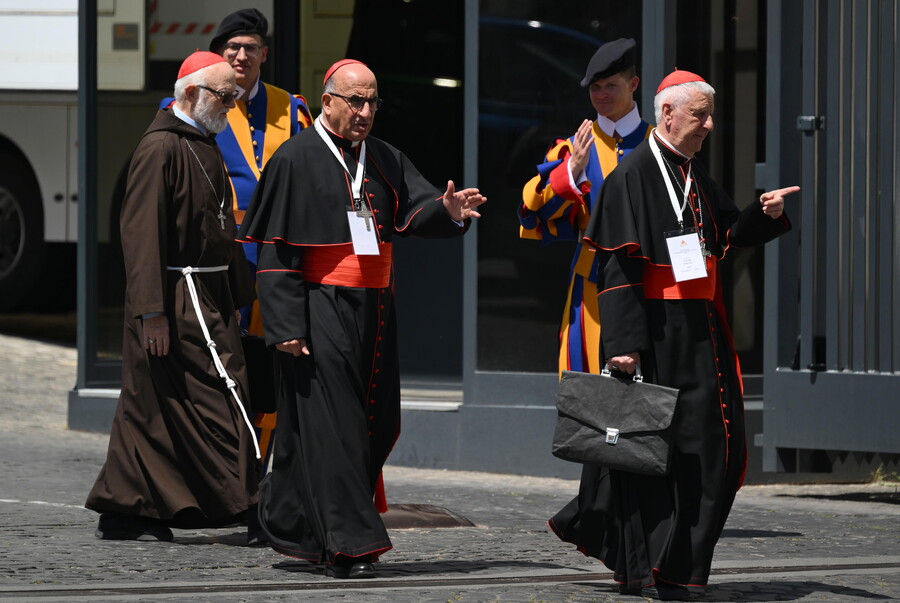Los 133 cardenales que participarán en el cónclave ya están en Roma