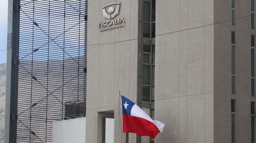 Hombre que violó reiteradamente a hija de su conviviente en Iquique es condenado a 10 años de cárcel