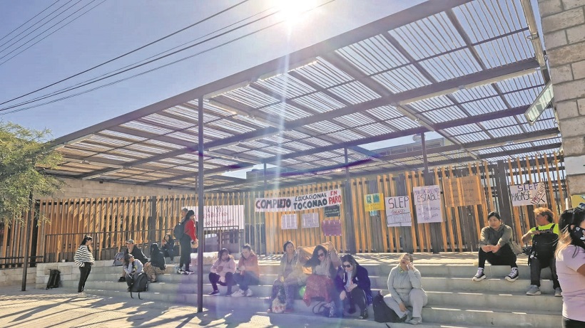 Conflicto con SLEP: continúa paro de profesores en San Pedro de Atacama