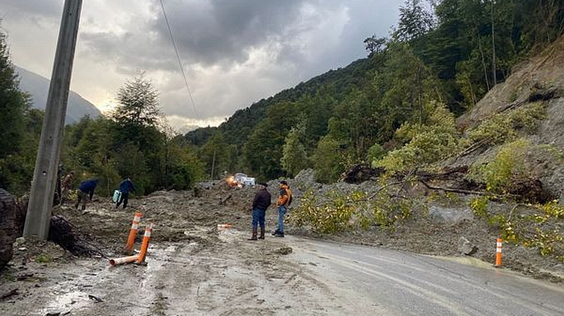 Activan alerta preventiva para la Región de Los Lagos por amenaza de remoción en masa