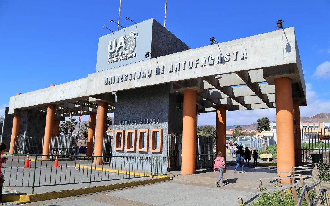Evacuan a alumnos y funcionarios de la UA por procedimiento policial: Dos delincuentes armados ingresaron al campus