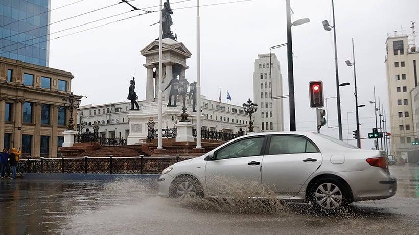 Sistema frontal ha dejado 13,4 mm de agua caída en Valparaíso