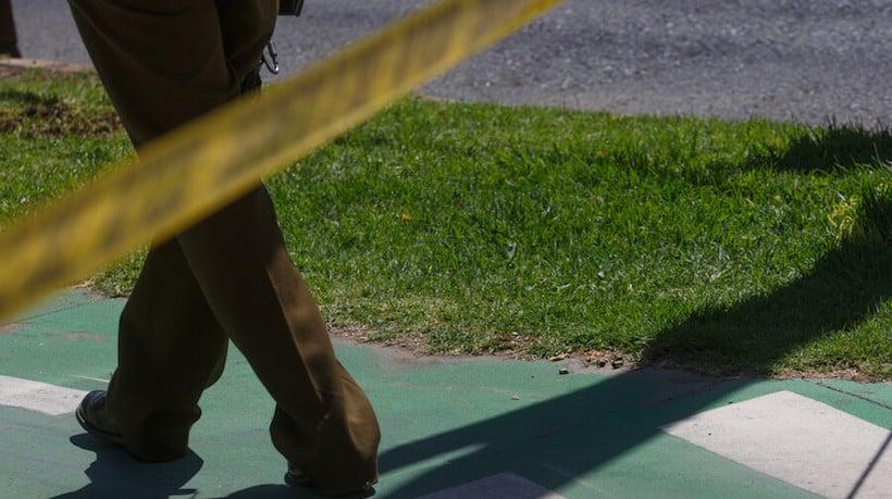 Tres detenidos tras violento robo en Peñalolén en que maniataron a asesora del hogar