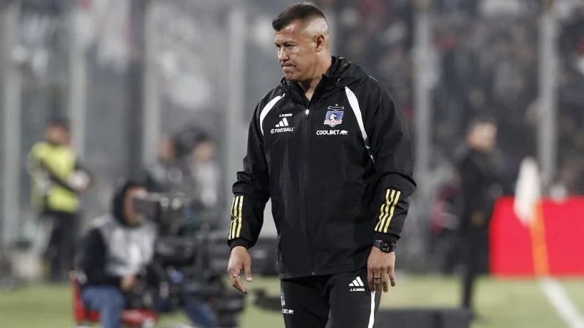 “Están espantando a los hinchas”: Almirón criticó restricciones para partido contra Deportes Limache