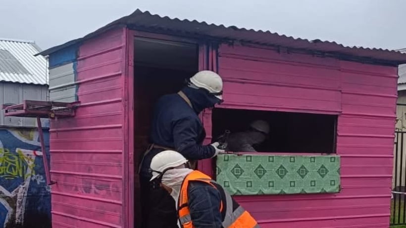 Continúa la recuperación de espacios públicos en Puerto Montt con retiro de kioscos en Alerce Norte
