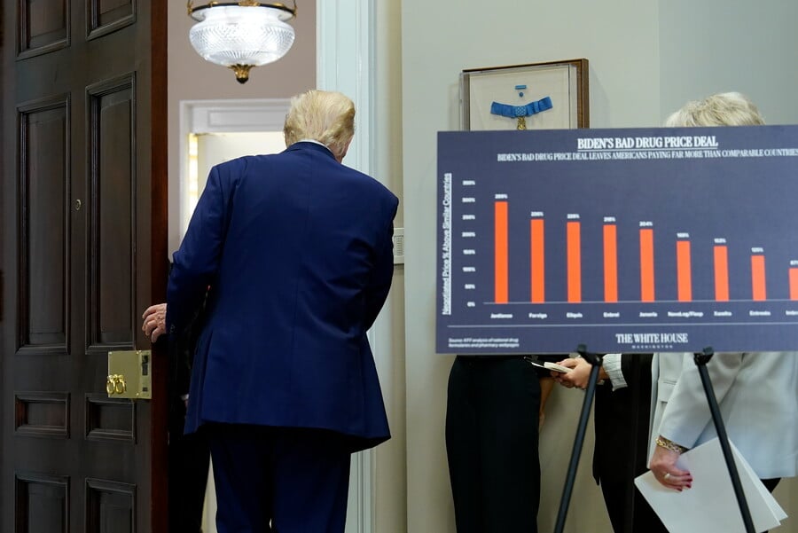 Trump aseguró que la relación con China es "muy buena" y que hablará con Xi a final de semana
