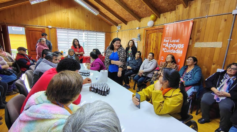 Vecinos de Curaco de Vélez se capacitan en autocuidado y saberes tradicionales