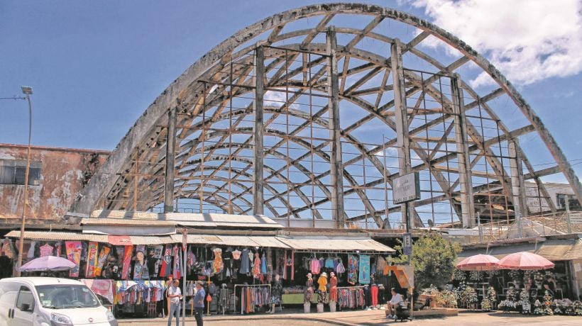 Mercado de Concepción: Gobierno Regional del Biobío posterga traspasos y cores piden apurar proceso