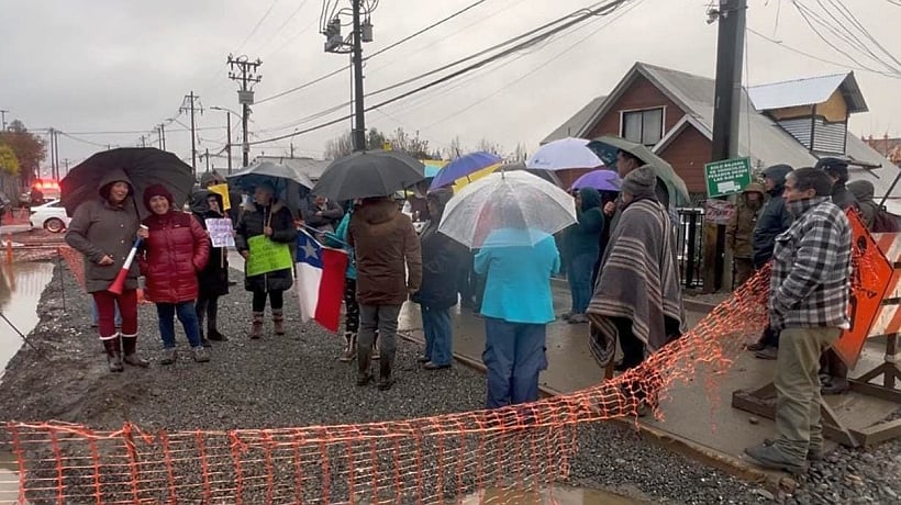 Vecinos de Gamboa Alto en Castro acusan estar con el “agua al cuello”