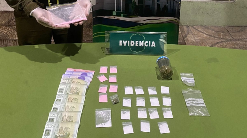 Detuvieron a conductor en Puerto Montt portando dosis de distintos tipos de droga