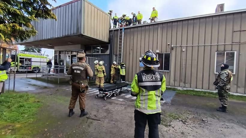 Detienen a hombre por causar desórdenes en techo de El Austral de Osorno