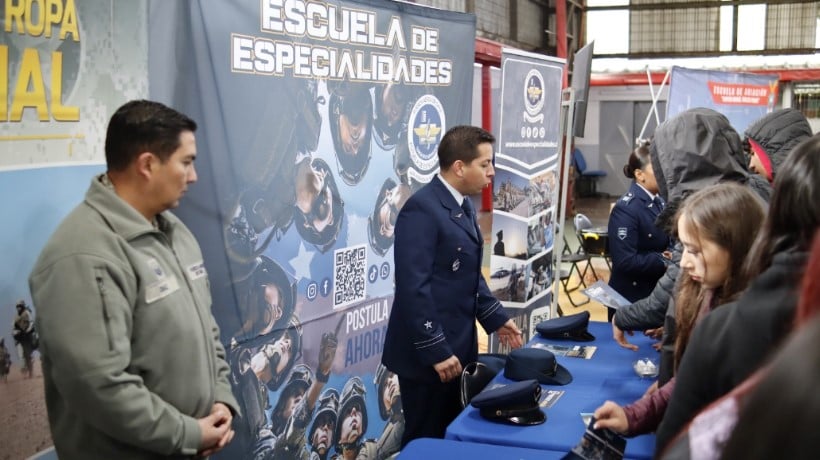 Chillán: Oficina Municipal de Becas realizará Feria Vocacional de las Fuerzas Armadas y Orden