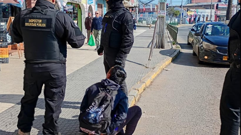 Detienen a sujeto por hurto en local comercial de Llolleo