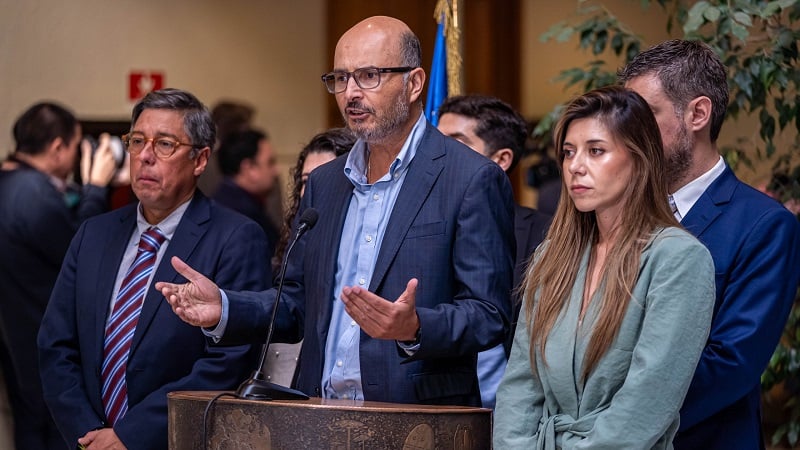 Marcos Ilabaca y diputados PS piden al Gobierno urgencia en proyectos anticorrupción