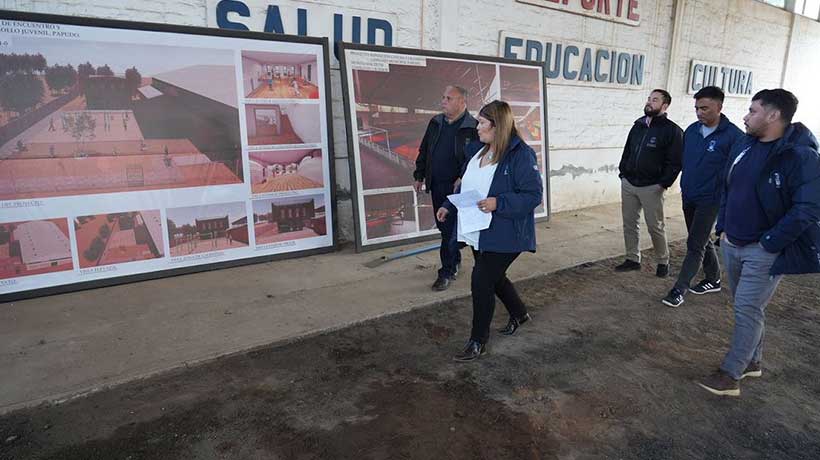 Gobernador Mundaca inspeccionó avance de proyectos financiados por el Gore en Papudo