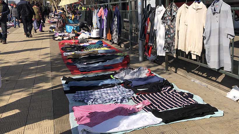 Opiniones cruzadas por propuesta para regular el comercio ambulante en Valparaíso