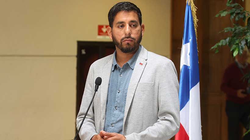 Diputado FA por tesis de “espionaje político”: “No puedo afirmarlo. Lo que sí puedo decir es que hay aprovechamiento”