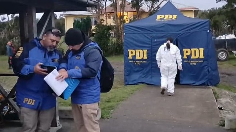 Investigan hallazgo de cadáver en isla Laitec de Quellón