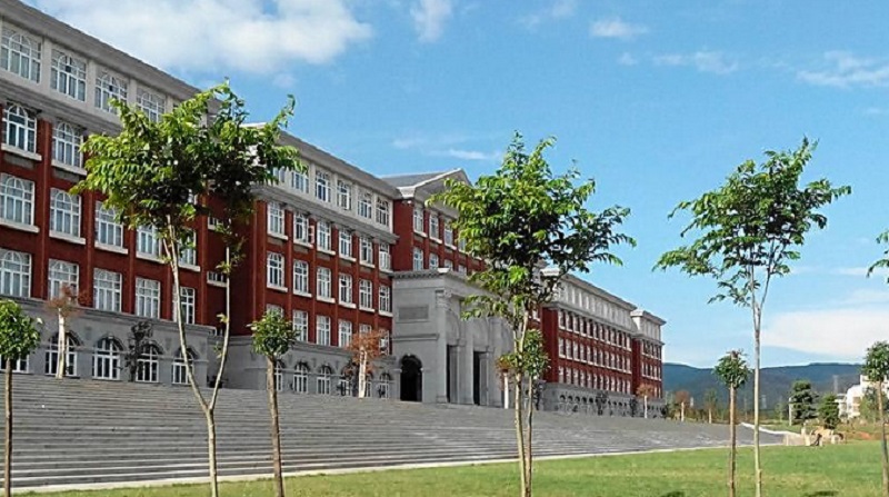 Estudiantes de Los Ríos pueden postular a becas en China