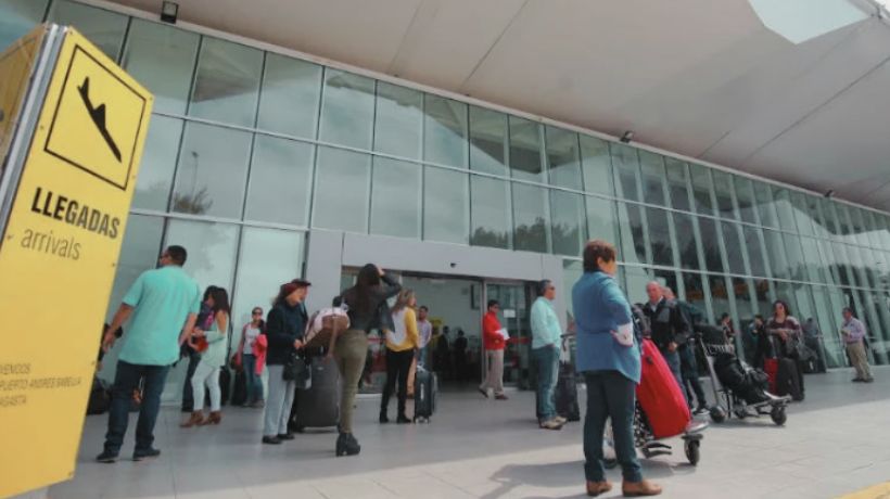 Diputado oficia al MOP por suspensión de vuelos en aeropuerto Andrés Sabella