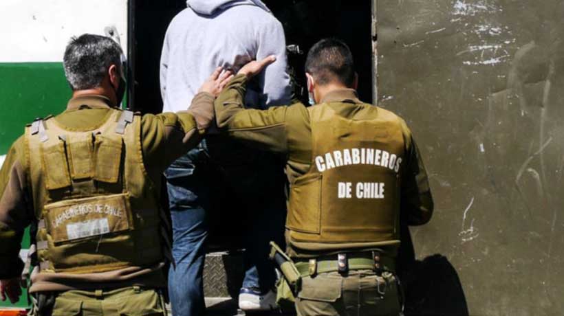 Hombre detenido se fugó desde comisaría en Valparaíso: Carabineros inició investigación