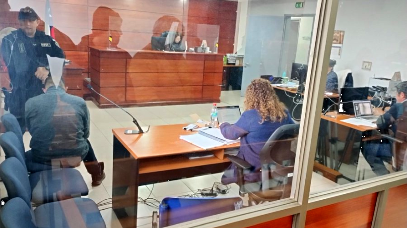 En prisión preventiva quedó conductor de la micro que cayó desde un paso nivel en Chiguayante: manejaba bajo los efectos de las drogas
