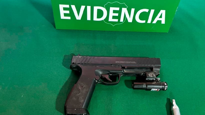 Detienen a sujeto que disparó con arma de aire comprimido en el rostro de una persona en Pozo Almonte