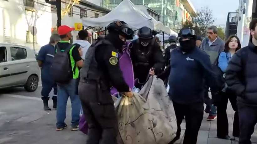 Dos detenidos deja operativo por comercio ambulante fuera de mall en Viña del Mar