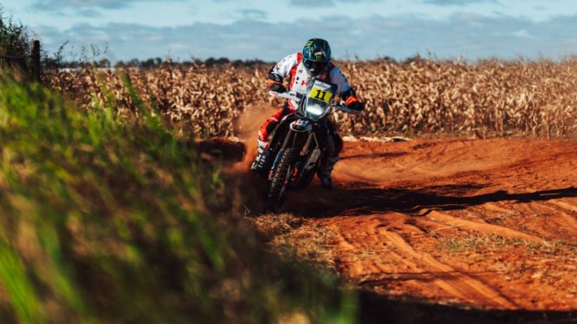 Nacho Cornejo supera la Etapa 2 en el Safari Rally 2025