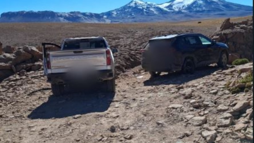 Carabineros de frontera recupera tres vehículos robados y evita su salida del país