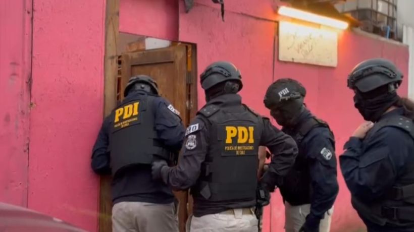Hombre que enviaba imágenes sexualizadas a menor de 11 años es detenido por la PDI en Alto Hospicio