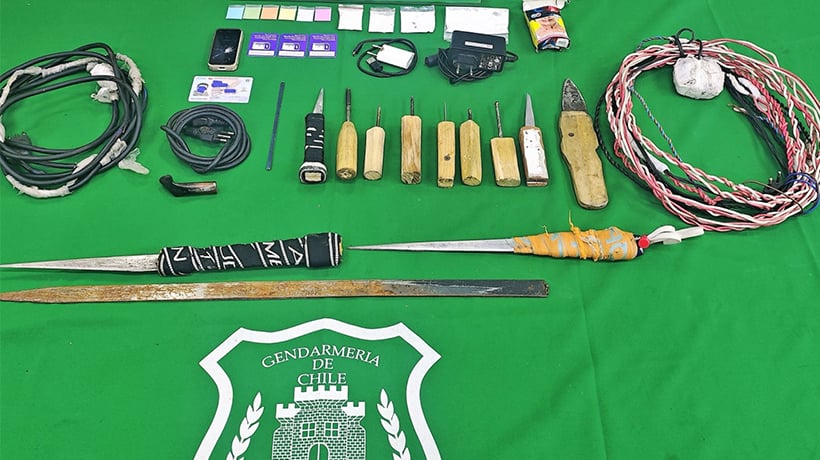 Gendarmes de San Antonio frustran intento de ingreso de droga con “pelotazo”