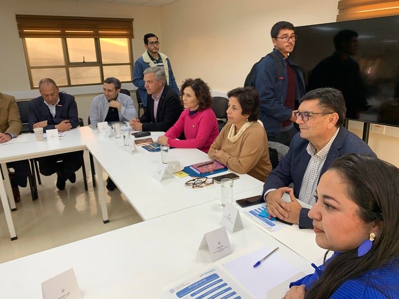 Mesa de Empleabilidad Regional analizó el problema de los 90 mil trabajadores conmutados en Antofagasta