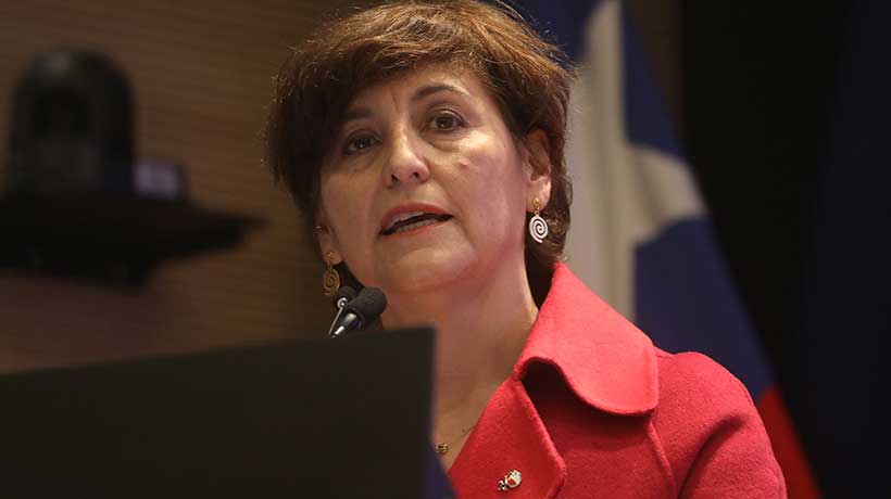 Comisión de Salud del Senado cita a ministra Aguilera por casos de licencias médicas