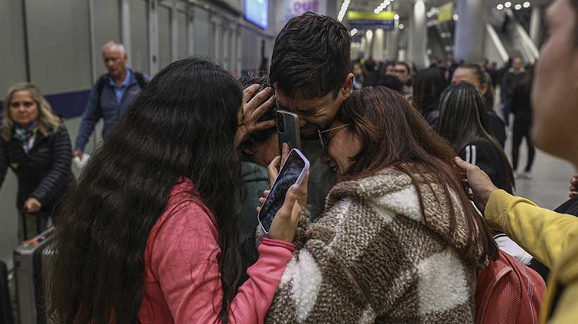 “El trato que te dan es pésimo”: el relato de exchico ‘Rojo’ tras ser deportados desde EE.UU