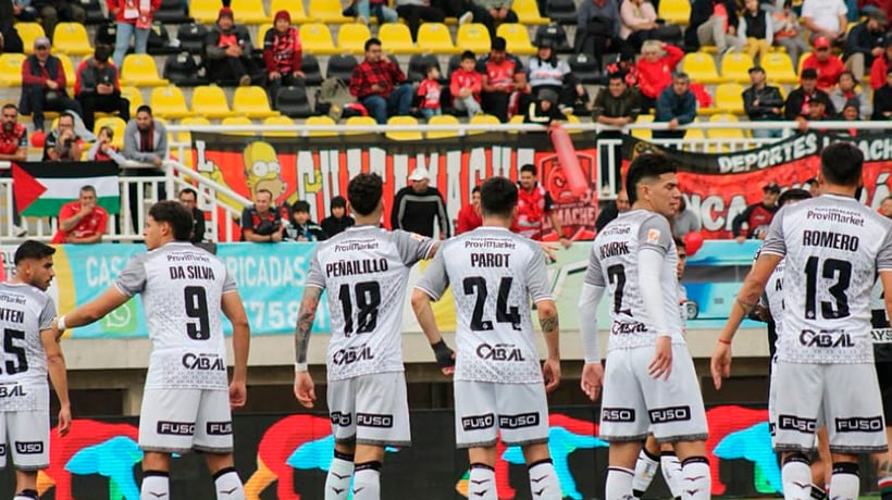 Deportes Limache recibe a Universidad de Chile con mayoría de hinchas azules en Quillota