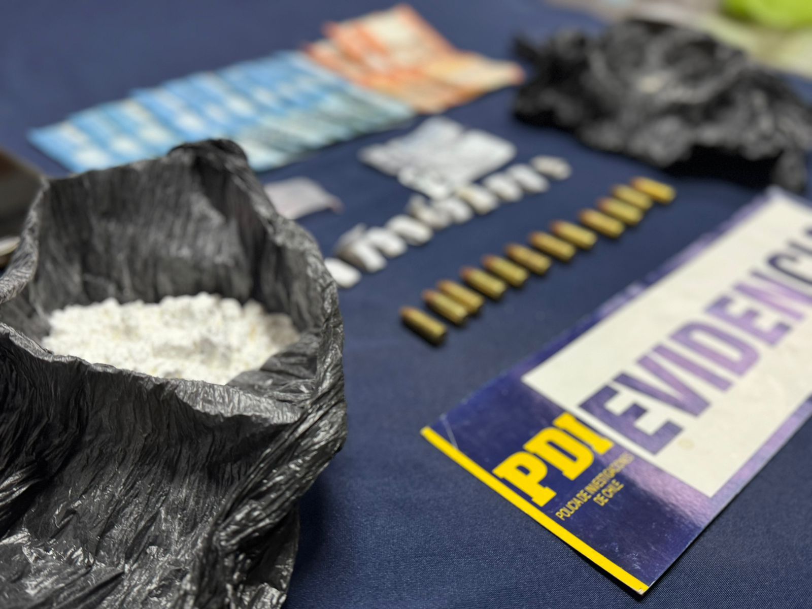 Detienen a sujeto y sacan de circulación casi dos millones de pesos en drogas en Traiguén