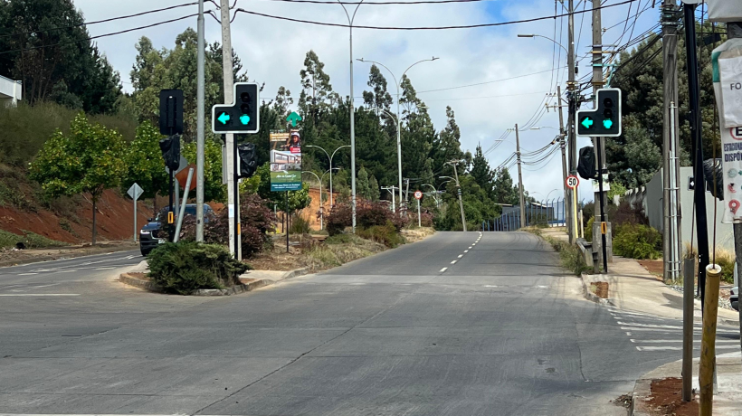 San Pedro de la Paz suma nuevos semáforos en sectores de alta congestión: 8 mil personas serán beneficiadas