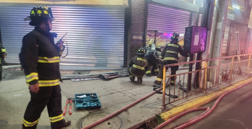 Hombre resultó con lesiones tras incendio en panadería Las Delicias de Quillota