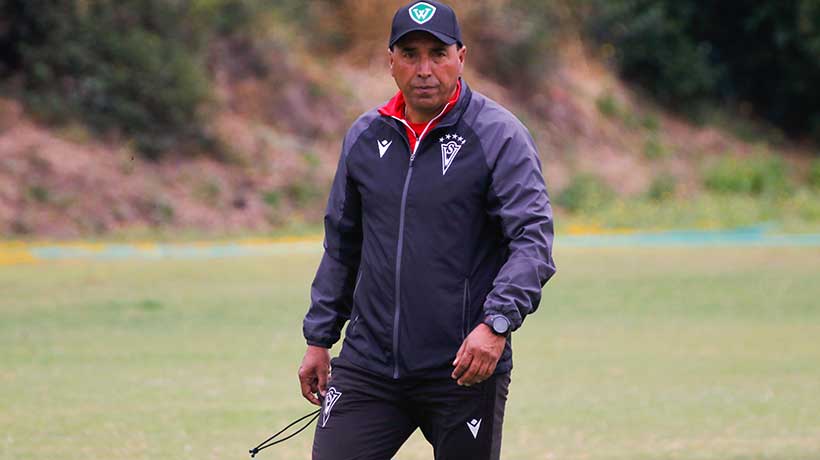 Santiago Wanderers anuncia la desvinculación de Héctor Robles: “Éxitos en sus proyectos futuros”