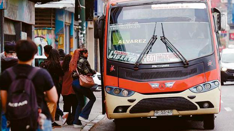Crisis en el transporte público del Gran Valparaíso: microbuseros evalúan paralizar servicios este 1 y 2 de junio