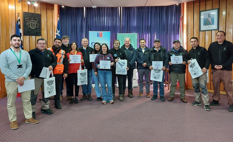 Sernapesca certificó como Centinelas del Mar a equipo municipal de Valdivia